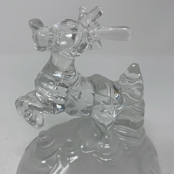 Beautiful Crystal Reindeer Christmas Winter 6.5 Height x 5.5” Width - Picture 2 of 10